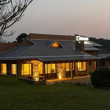 A Estalagem Hospedaria Flores da Cunha Luaran gambar