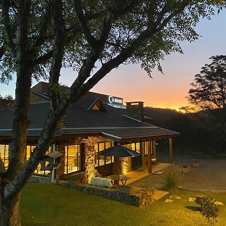 A Estalagem Hospedaria Flores da Cunha Luaran gambar