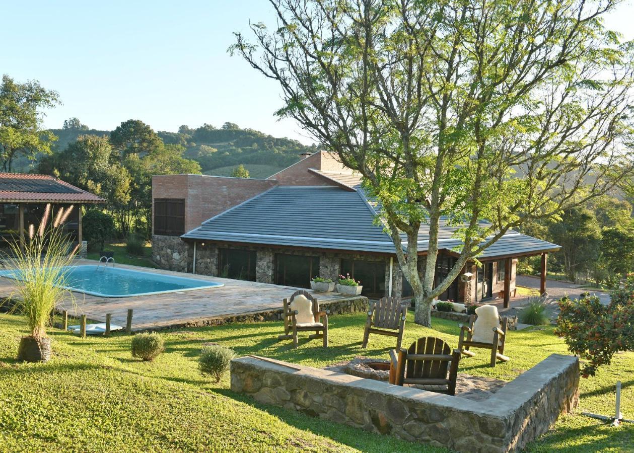 A Estalagem Hospedaria Flores da Cunha Luaran gambar